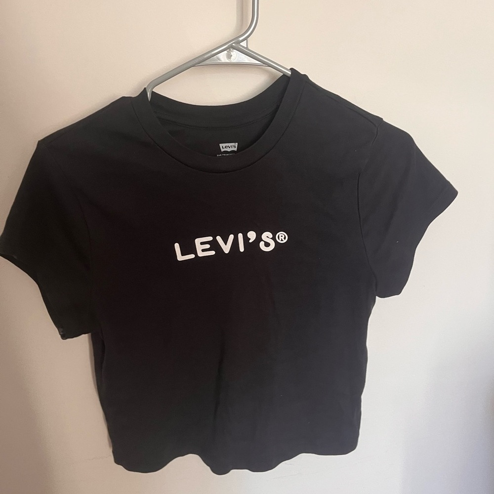 Levi's Black Crop Top
